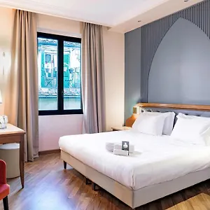 Hotel Laurus Al Duomo ****