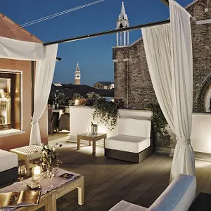 Bed & Breakfast Bloom Settimo Cielo ***